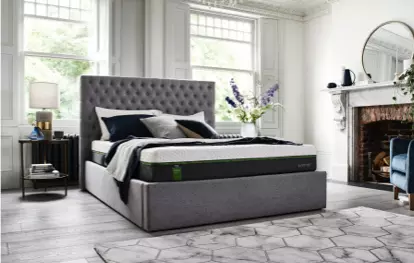 Emma store mattress showroom